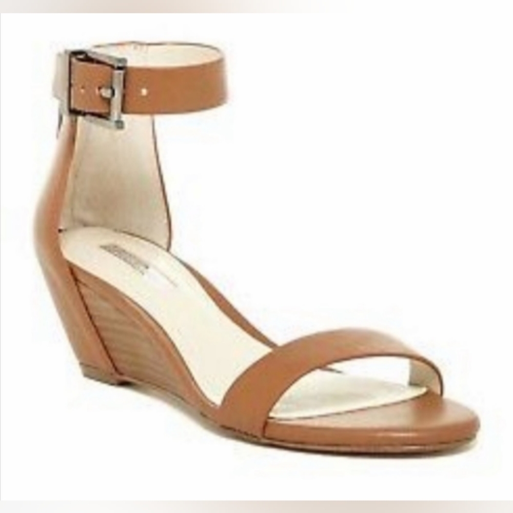 BCBGeneration Vincent Toffee Stacked Wood Heel with Zipper - 10M -NIB